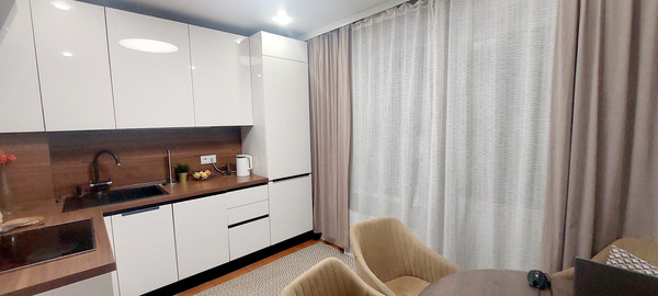 Продам трехкомнатную (3-комн.) квартиру, Мусина ул, 7, Казань г