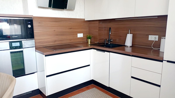 Продам трехкомнатную (3-комн.) квартиру, Мусина ул, 7, Казань г