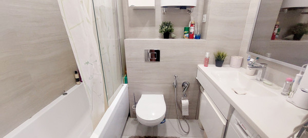 Продам трехкомнатную (3-комн.) квартиру, Мусина ул, 7, Казань г