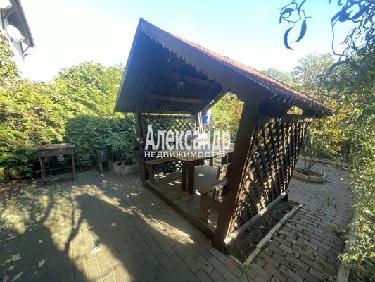 Продам таунхаус, Озерная ул, 1, Токкари д, 10 км от города