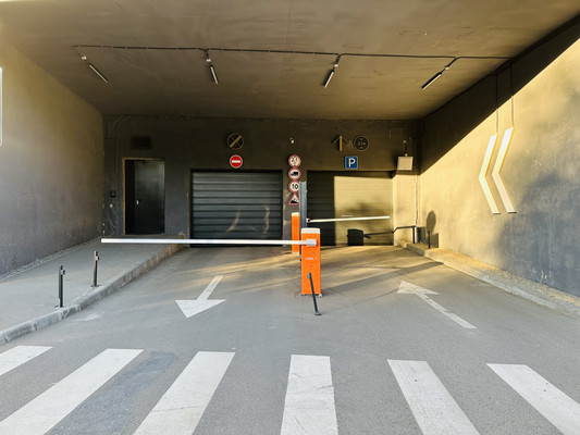 Продам двухкомнатную (2-комн.) квартиру, 1-й Сетуньский проезд, 8к2, Москва г