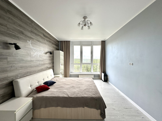 Продам двухкомнатную (2-комн.) квартиру, Гагарина ул, 35, Ханты-Мансийск г