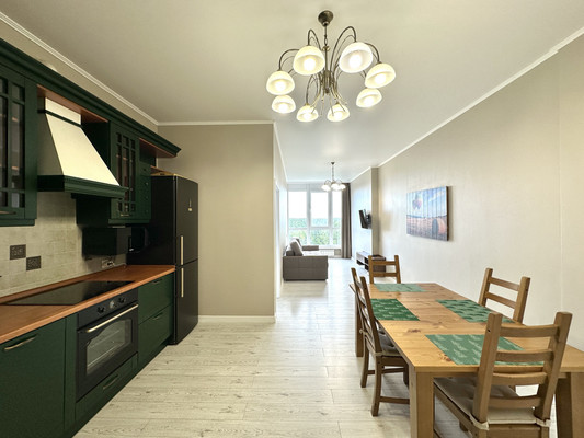 Продам двухкомнатную (2-комн.) квартиру, Гагарина ул, 35, Ханты-Мансийск г