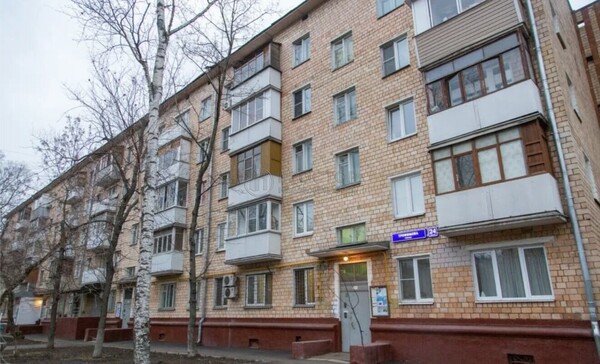 Продам трехкомнатную (3-комн.) квартиру, Трофимова ул, 24к1, Москва г