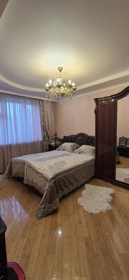 Продам трехкомнатную (3-комн.) квартиру, Производственная ул, 2к1, Москва г