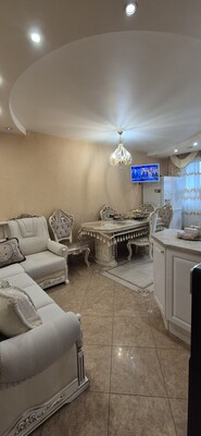Продам трехкомнатную (3-комн.) квартиру, Производственная ул, 2к1, Москва г