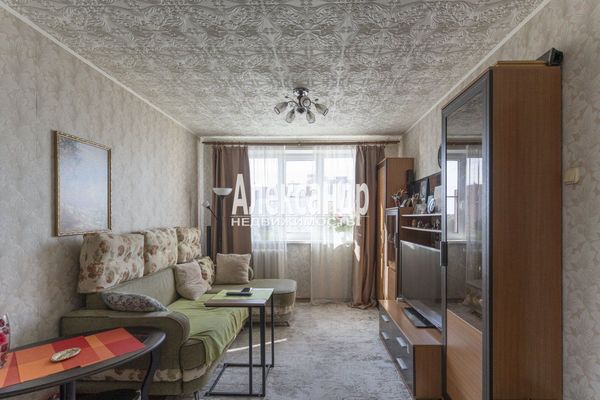 Продам многокомнатную квартиру, Большая Каменная ул, 3, Выборг г