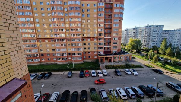 Продам двухкомнатную (2-комн.) квартиру, им Владимира Махалина мкр, 27, Дмитров г