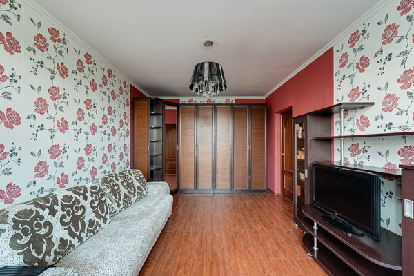 Продам двухкомнатную (2-комн.) квартиру, Батайский проезд, 3, Москва г