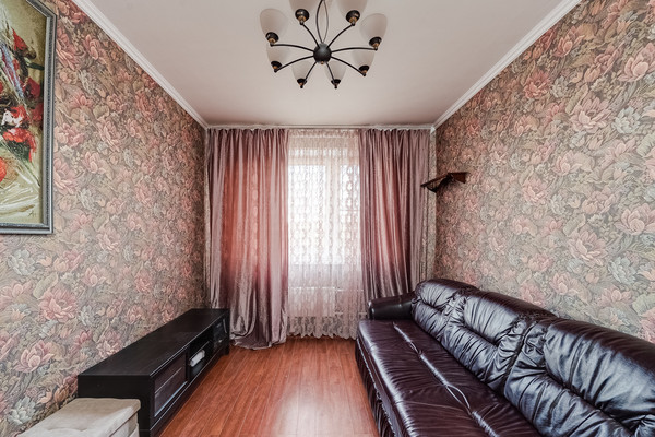 Продам двухкомнатную (2-комн.) квартиру, Батайский проезд, 3, Москва г