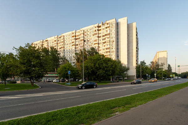 Продам двухкомнатную (2-комн.) квартиру, Батайский проезд, 3, Москва г