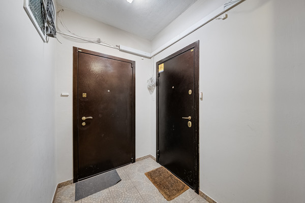 Продам двухкомнатную (2-комн.) квартиру, Кастанаевская ул, 45к2, Москва г