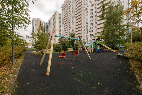 Продам двухкомнатную (2-комн.) квартиру, Кастанаевская ул, 45к2, Москва г