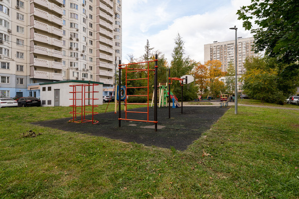 Продам двухкомнатную (2-комн.) квартиру, Кастанаевская ул, 45к2, Москва г