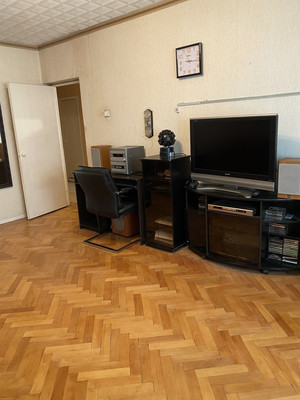 Продам двухкомнатную (2-комн.) квартиру, Маршала Федоренко ул, 10к2, Москва г