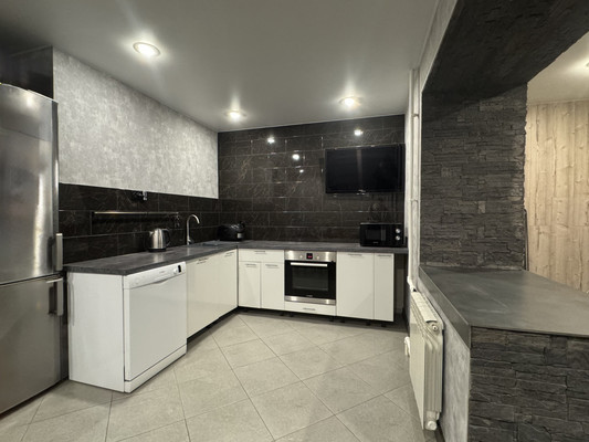 Продам двухкомнатную (2-комн.) квартиру, 3-и Бутырки ул, 3к9, Рязань г