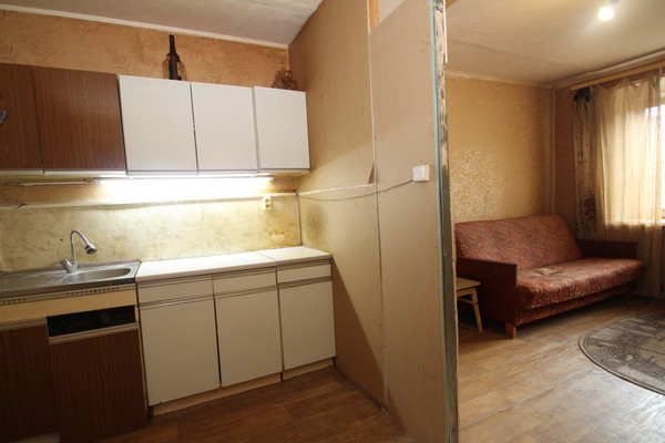 Продам комнату в 4-комн. квартире, Бориса Корнилова ул, 6к2, Нижний Новгород г