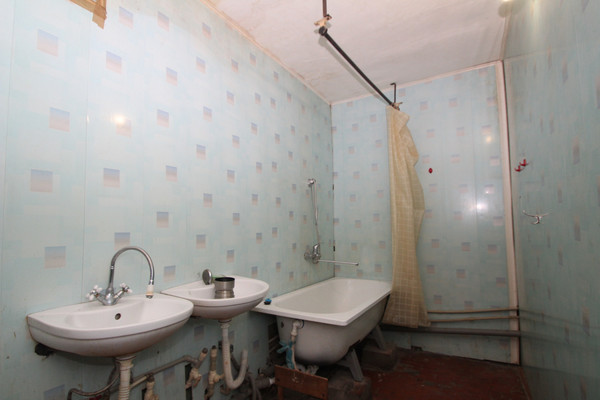 Продам комнату в 4-комн. квартире, Бориса Корнилова ул, 6к2, Нижний Новгород г