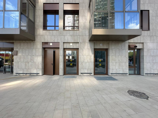 Продам трехкомнатную (3-комн.) квартиру, Гаврилова ул, 7к3, Казань г