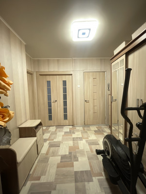 Продам трехкомнатную (3-комн.) квартиру, Геологическая ул, 4, Липецк г