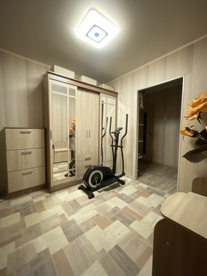 Продам трехкомнатную (3-комн.) квартиру, Геологическая ул, 4, Липецк г