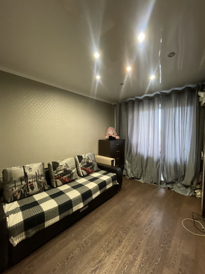 Продам трехкомнатную (3-комн.) квартиру, Геологическая ул, 4, Липецк г