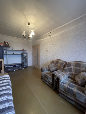 Продам трехкомнатную (3-комн.) квартиру, Геологическая ул, 4, Липецк г