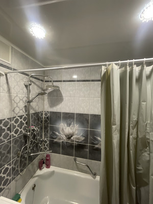 Продам трехкомнатную (3-комн.) квартиру, Геологическая ул, 4, Липецк г