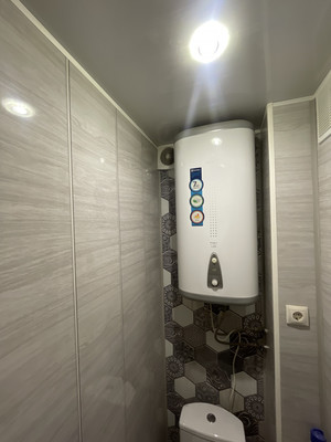 Продам трехкомнатную (3-комн.) квартиру, Геологическая ул, 4, Липецк г