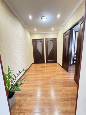 Продам трехкомнатную (3-комн.) квартиру, Южная ул, 25, Дрожжино рп