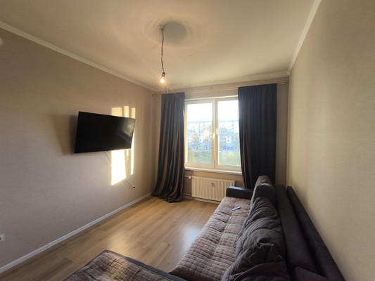 Сдам трехкомнатную (3-комн.) квартиру, Ясная ул, 15, Янино-1 гп