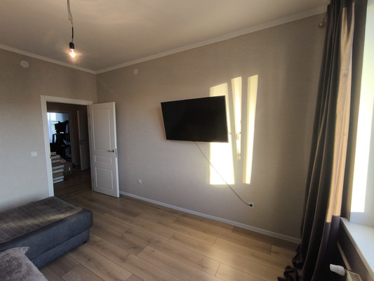 Сдам трехкомнатную (3-комн.) квартиру, Ясная ул, 15, Янино-1 гп