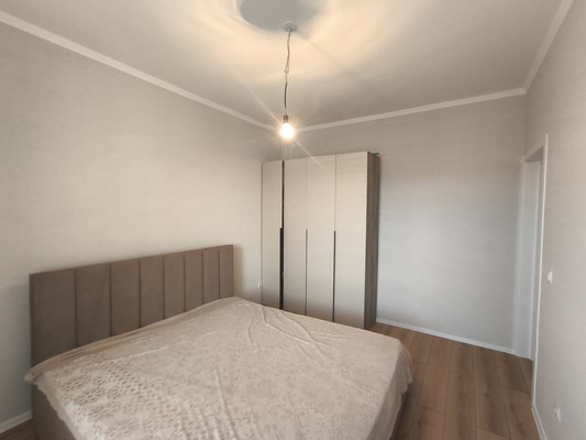 Сдам трехкомнатную (3-комн.) квартиру, Ясная ул, 15, Янино-1 гп