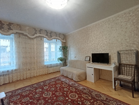 Продам трехкомнатную (3-комн.) квартиру, Бринько пер, 4А, Санкт-Петербург г