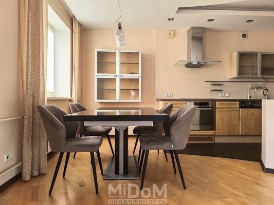 Сдам трехкомнатную (3-комн.) квартиру, Ильюшина ул, 8, Санкт-Петербург г