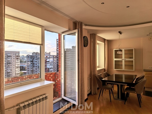 Сдам трехкомнатную (3-комн.) квартиру, Ильюшина ул, 8, Санкт-Петербург г