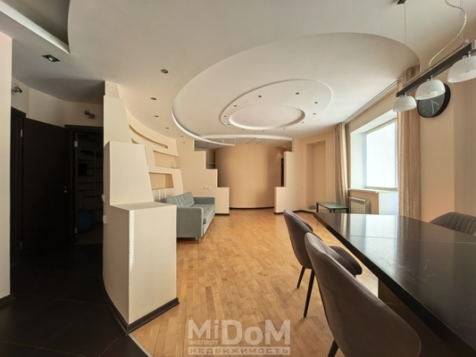 Сдам трехкомнатную (3-комн.) квартиру, Ильюшина ул, 8, Санкт-Петербург г