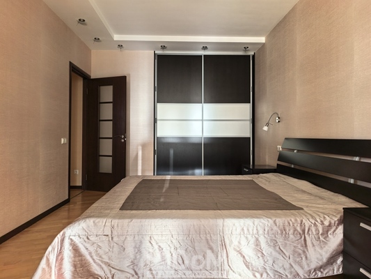 Сдам трехкомнатную (3-комн.) квартиру, Ильюшина ул, 8, Санкт-Петербург г