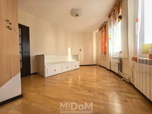 Сдам трехкомнатную (3-комн.) квартиру, Ильюшина ул, 8, Санкт-Петербург г