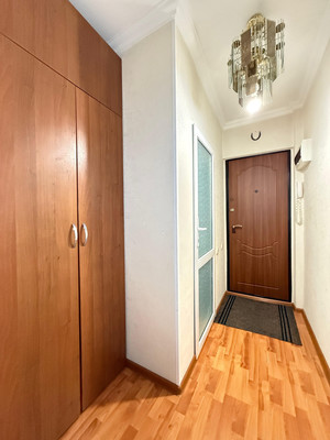 Продам трехкомнатную (3-комн.) квартиру, Хмельницкого ул, 39А, Нальчик г