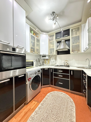 Продам трехкомнатную (3-комн.) квартиру, Хмельницкого ул, 39А, Нальчик г