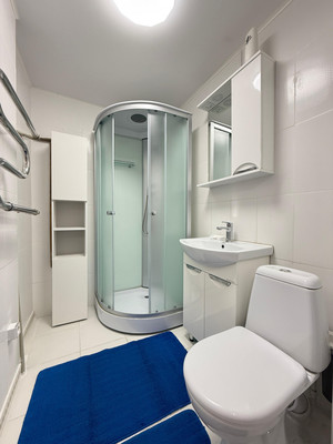 Продам трехкомнатную (3-комн.) квартиру, Хмельницкого ул, 39А, Нальчик г