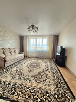 Продам трехкомнатную (3-комн.) квартиру, Чапаева ул, 118, Воронеж г