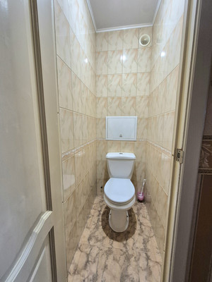 Продам трехкомнатную (3-комн.) квартиру, Чапаева ул, 118, Воронеж г