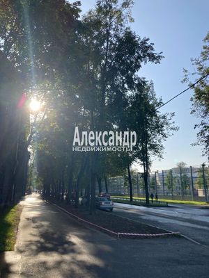 Продам трехкомнатную (3-комн.) квартиру, Александра Матросова ул, 14, Санкт-Петербург г