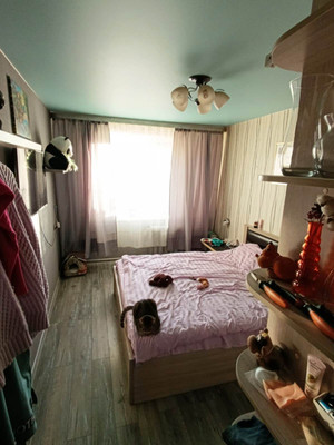 Продам двухкомнатную (2-комн.) квартиру, Солнечный городок мкр, 3, ЛМС п