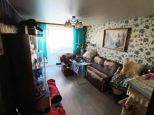 Продам двухкомнатную (2-комн.) квартиру, Солнечный городок мкр, 3, ЛМС п