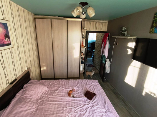 Продам двухкомнатную (2-комн.) квартиру, Солнечный городок мкр, 3, ЛМС п