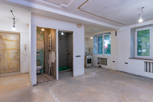 Продам двухкомнатную (2-комн.) квартиру, Бассейная ул, 67А, Санкт-Петербург г