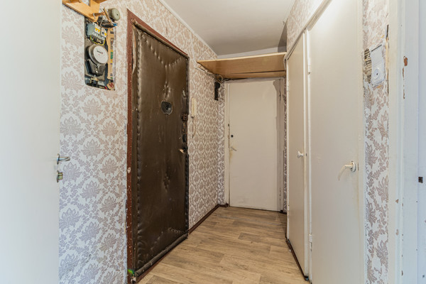 Продам двухкомнатную (2-комн.) квартиру, Тельмана ул, 42, Санкт-Петербург г